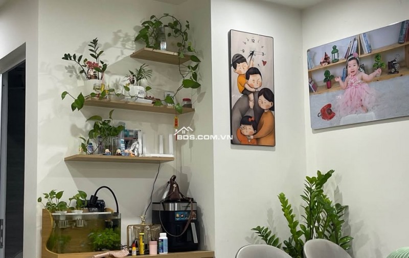 Chính chủ cần bán chung cư FLC full nội thất đẹp- Nằm tại cửa ngõ nơi giao thông huyết mạch kết nối Tp Hạ Long cũ và Tp Hạ Long mở rộng.